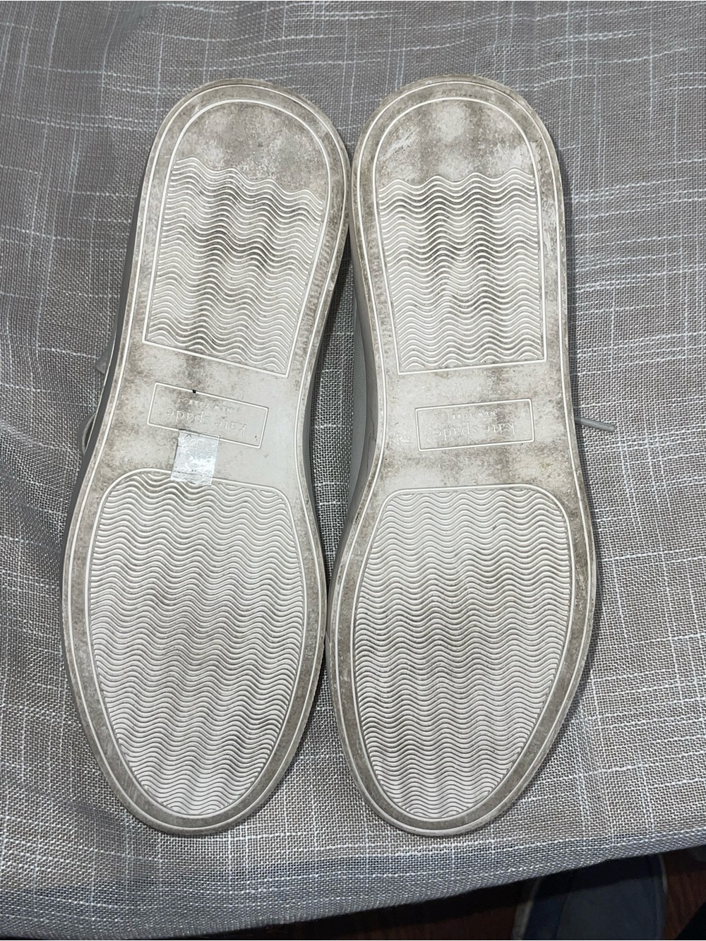 kate spade White Sneakers with Green Heel and Pink Insole Sz 10 - Picture 5 of 7